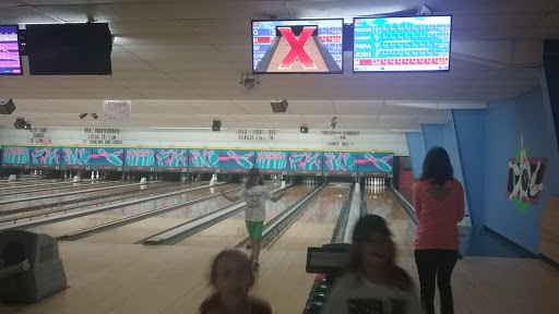 Bowling Alley «Conway Family Bowling Center», reviews and photos, 1010 E Oak St, Conway, AR 72032, USA