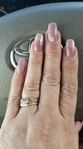 Nail Salon «Suncco Salon Nails & Tanning», reviews and photos, 2000 Midway Dr # 4, Harrington, DE 19952, USA