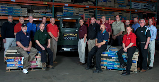 Roofing Contractor «Lindholm Roofing», reviews and photos, 3588 N Milwaukee Ave, Chicago, IL 60641, USA