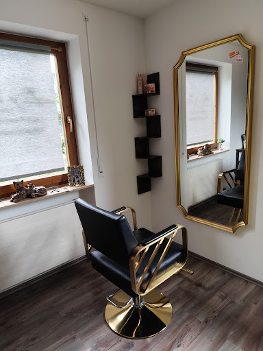 by kathl - Friseur In Mayrhofen