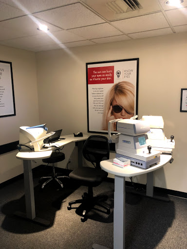Eye Care Center «Visionworks - Gresham Town Fair», reviews and photos, 970 NW Eastman Pkwy, Gresham, OR 97030, USA