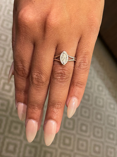 Jewelry Store «Jared The Galleria of Jewelry», reviews and photos, 12249 Jefferson Ave, Newport News, VA 23602, USA