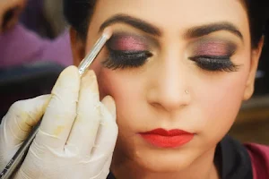 The Glam Bar Makeup Studio and Academy - Bridal Makeup Artist | Beauty Parlour in Jammu image