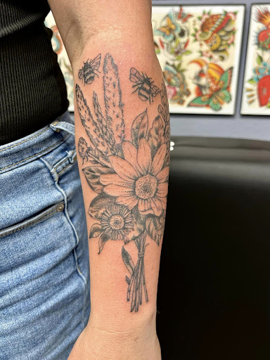 Explore north star tattoo ideas, creative tattoo ideas in Georgetown, available at One Love Tattoos