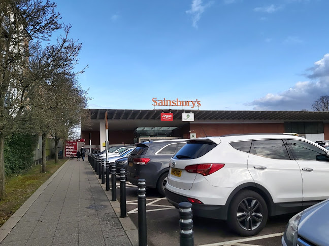 Comments and reviews of Argos Dome Roundabout in Sainsbury's