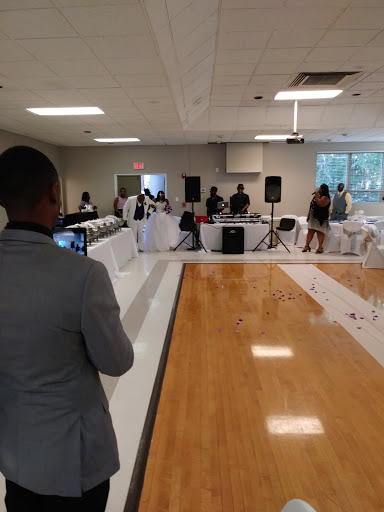 Community Center «Bon Air Community Association», reviews and photos, 8725 Quaker Ln, Richmond, VA 23235, USA