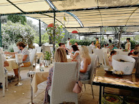 Atmosphère du Restaurant de spécialités provençales Restaurant à Gassin - Le Micocoulier - n°14
