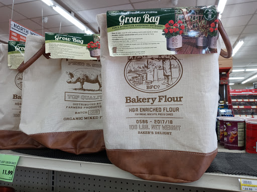 Hardware Store «Do it Best G W Hardware», reviews and photos, 1525 N Pacific Hwy, Woodburn, OR 97071, USA