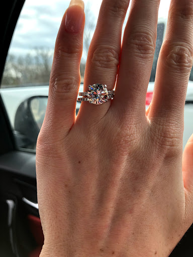 Jewelry Store «Farsi Jewelers», reviews and photos, 5590 Roswell Rd #110, Sandy Springs, GA 30342, USA