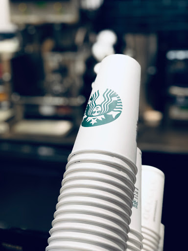 Coffee Shop «Starbucks», reviews and photos, 5440 Dixie Hwy, Fairfield, OH 45014, USA
