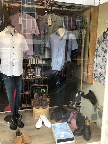 Comments and reviews of St Helena Shop - Colchester Boutique