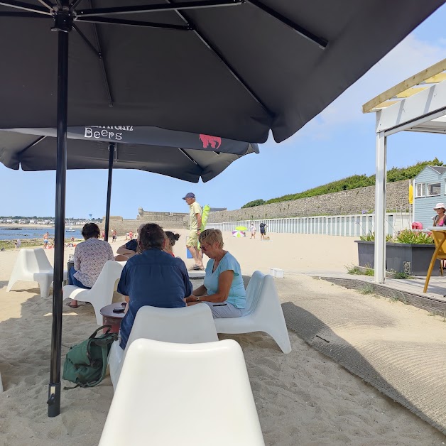 Le Casino Beach - Plage de Port Louis à Port-Louis