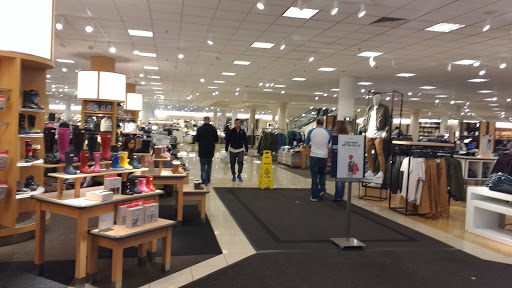 Department Store «Nordstrom Alderwood Mall», reviews and photos, 3200 184th St SW, Lynnwood, WA 98037, USA