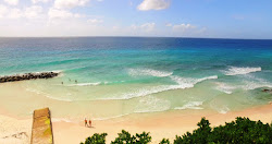 Photo de Plage de Needhams Point avec plusieurs baies spacieuses