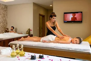 𝗚𝗮𝗹𝗮𝘅𝘆 𝗦𝗽𝗮 𝗮𝗻𝗱 𝘀𝗮𝗹𝗼𝗻- Spa in Varanasi/Massage Center in Varanasi image