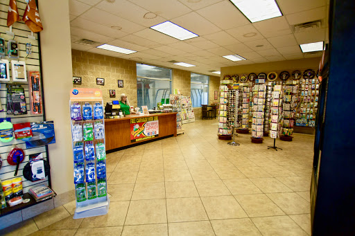 Car Wash «Grand Slam Car Wash & Lube», reviews and photos, 2626 W Walker St, League City, TX 77573, USA