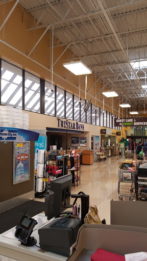 Grocery Store «Kroger», reviews and photos, 143 Henslee Dr, Dickson, TN 37055, USA