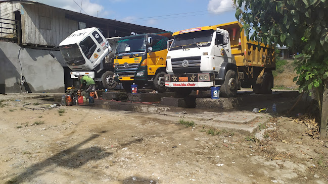 Opiniones de MULTISERVICIOS " JIREH " en El Carmen - Servicio de lavado de coches