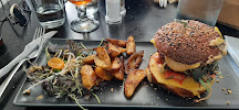 Hamburger du Restaurant végétalien Le Very'Table restaurant 100% vegan à Lunel - n°5