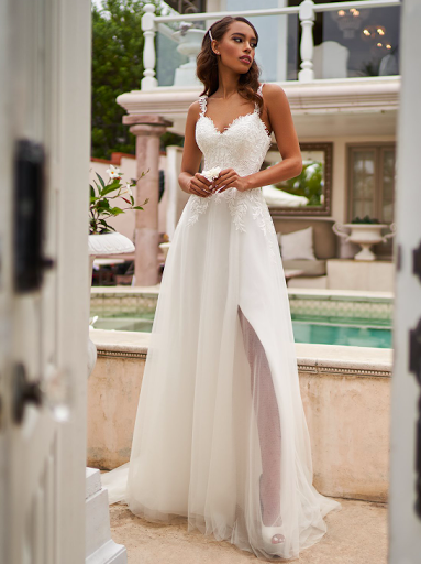 Wedding Store «Boulevard Bride», reviews and photos, 300 Lake St Louis Blvd, Lake St Louis, MO 63367, USA