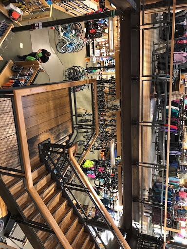 Camping Store «REI», reviews and photos, 2450 Charleston Rd, Mountain View, CA 94043, USA