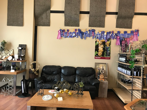 Winery «Two Rivers Vineyard & Winery», reviews and photos, 6111 US-10 #200, Ramsey, MN 55303, USA