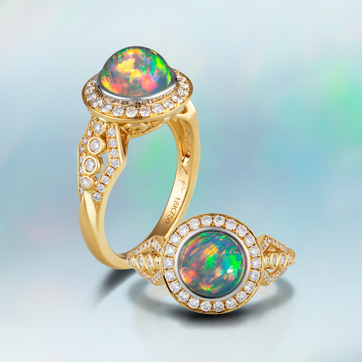 Jewelry Store «T-Bird Jewels Jewelry Store», reviews and photos, 1990 Village Center Cir, Las Vegas, NV 89134, USA