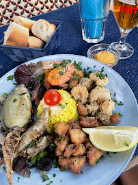 Plats et boissons du Restaurant de fruits de mer l’écailler du panier à Marseille - n°5