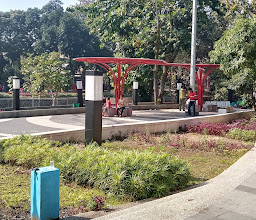 Regol Park photo