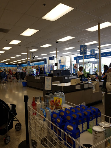 Clothing Store «Ross Dress for Less», reviews and photos, 212 Towne Center Dr, Compton, CA 90220, USA