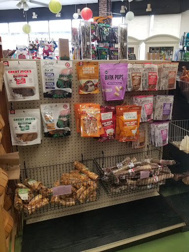 Pet Supply Store «Animal Krackers Inc», reviews and photos, 232 Main St, Gloucester, MA 01930, USA