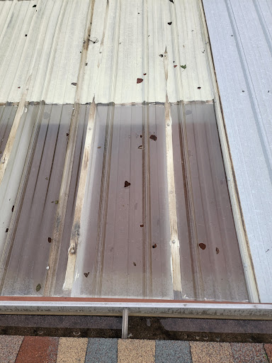 Roofing Contractor «Truett Roofing», reviews and photos, 210 S Pattie St, Wichita, KS 67211, USA