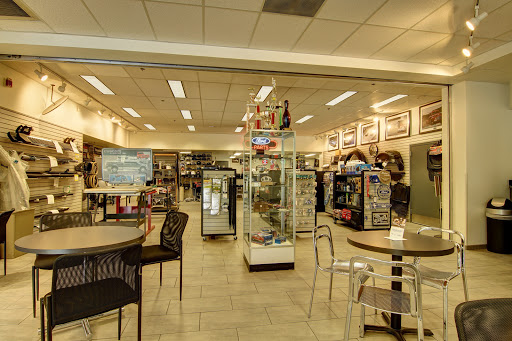 Car Dealer «Landmark Ford Lincoln», reviews and photos, 12000 SW 66th Ave, Tigard, OR 97223, USA