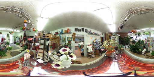 Florist «Lee Winters Florist», reviews and photos, 2352 S Detroit Ave, Maumee, OH 43537, USA