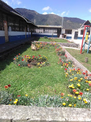 Escuela de Educación Básica Rubén Silva
