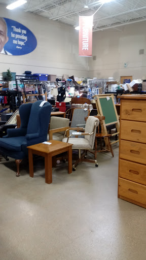 Thrift Store «Goodwill Store & Donation Center», reviews and photos, 6941 S Riverwood Blvd, Franklin, WI 53132, USA