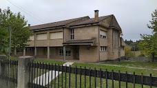 Colegio Público de Currelos en Vilaesteva