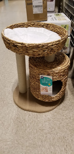 Pet Supply Store «PetSmart», reviews and photos, 13241 Gateway Center Dr, Gainesville, VA 20155, USA