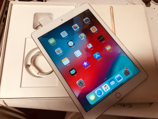 Cell Phone Store «Ace Wireless», reviews and photos, 422 E Derby Ave, Auburndale, FL 33823, USA