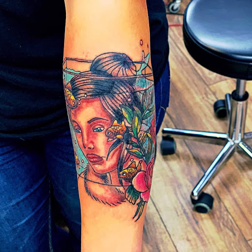 Tattoo Shop «Ink Daddy Tattoo and Body Piercing», reviews and photos, 3535 Commercial St SE, Salem, OR 97302, USA