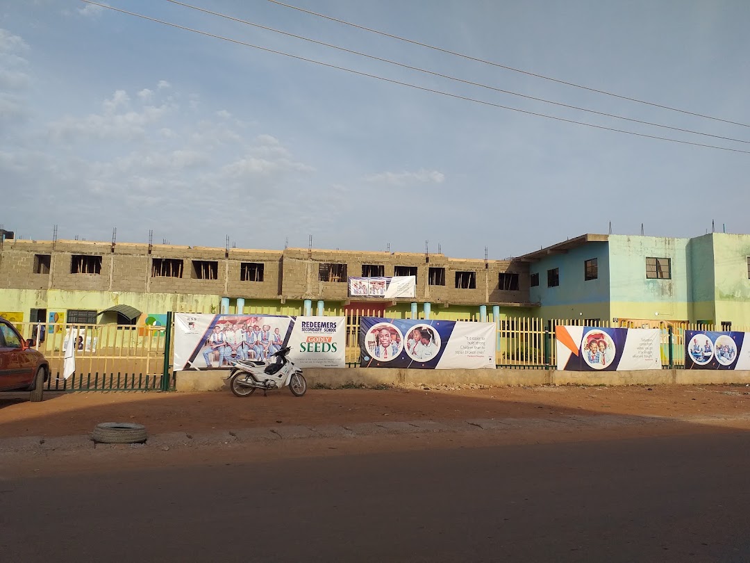 Redeemer Secondary School