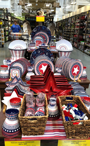 Grocery Store «Kroger Marketplace», reviews and photos, 27322 Carronade Dr, Perrysburg, OH 43551, USA