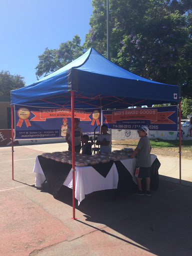MAX'S BAKED GOODS Panaderia