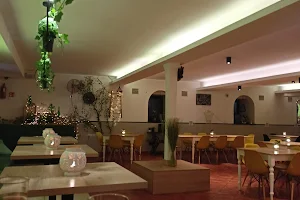 Awocado Restauracja i Pizzeria image