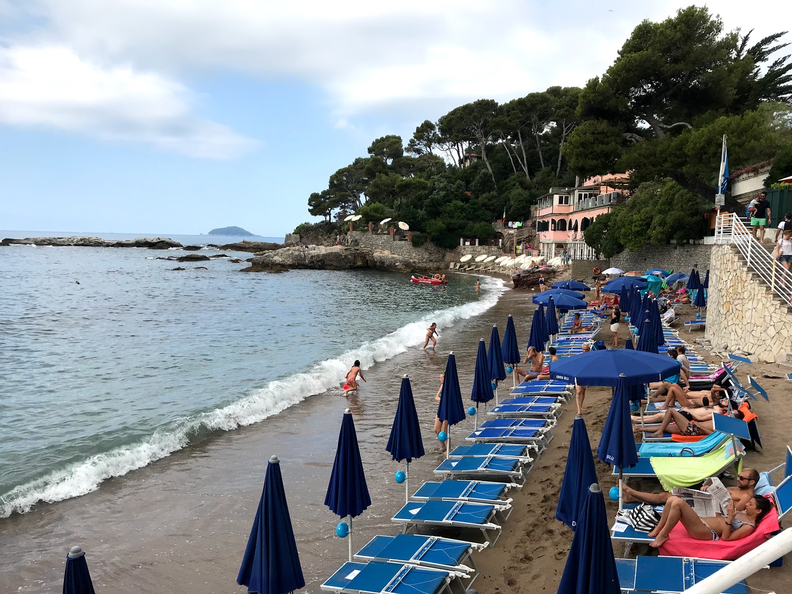 Foto di Spiaggia Fiascherino e l'insediamento