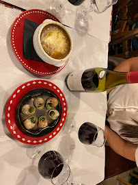 Escargot du Restaurant français Le Vieux Bistrot : Spécialité Fromage, Fondue , Raclette, Pierrades à Paris - n°15