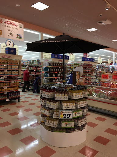 Grocery Store «Market Basket», reviews and photos, 95 Sutton Ave, Oxford, MA 01540, USA