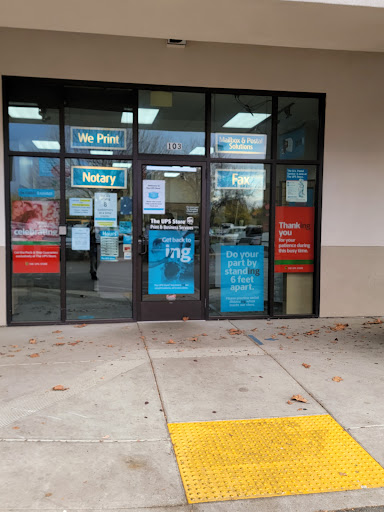 Shipping and Mailing Service «The UPS Store», reviews and photos, 2120 Railroad Ave #103, Pittsburg, CA 94565, USA
