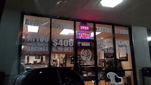 Tattoo Shop «Aasylum Tattoo», reviews and photos, 6604 Seawall Blvd, Galveston, TX 77550, USA