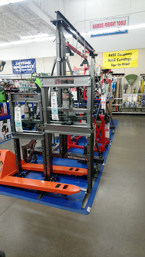 Hardware Store «Harbor Freight Tools», reviews and photos, 705 W Hampden Ave, Englewood, CO 80110, USA